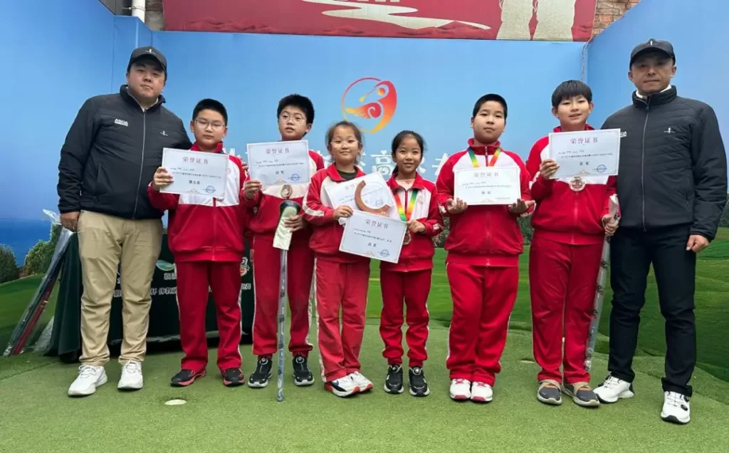 图片[3]-高尔夫进校园成果显著：通州区中小学生比赛见证青少年运动新风尚-北京奥斯塔高尔夫学院
